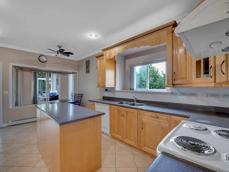 9569 124 Street, Surrey, BC, V3V 4S6 - 13