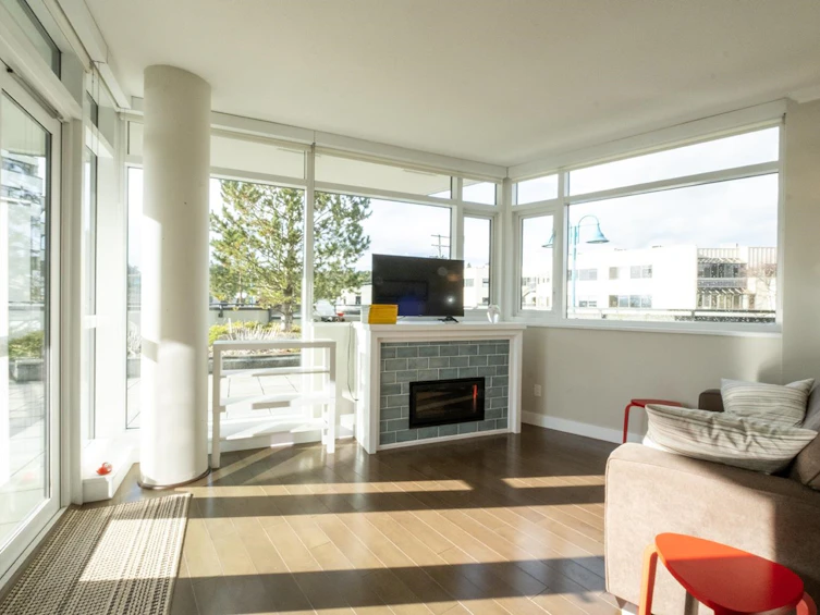 208-5665 Teredo Street, Sechelt, BC, V7Z 0J2 - 3