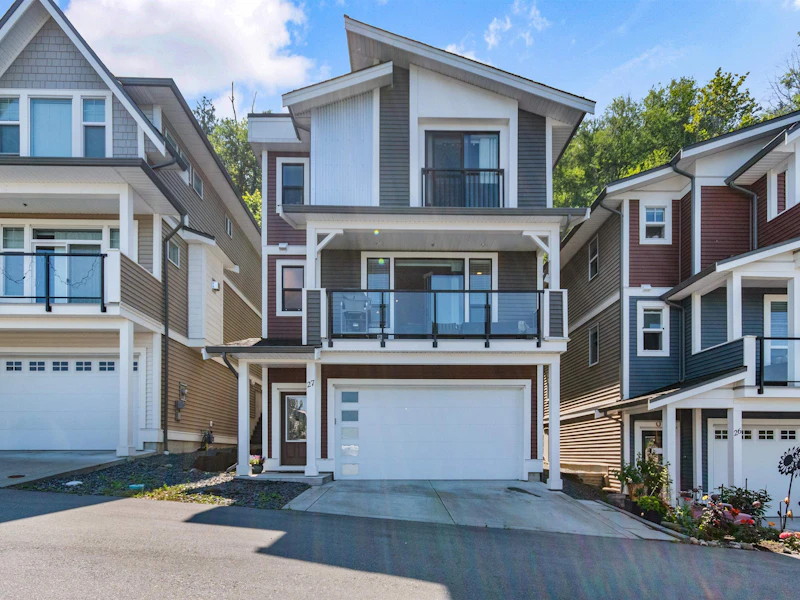 27 - 47042 Macfarlane Place, Chilliwack BC