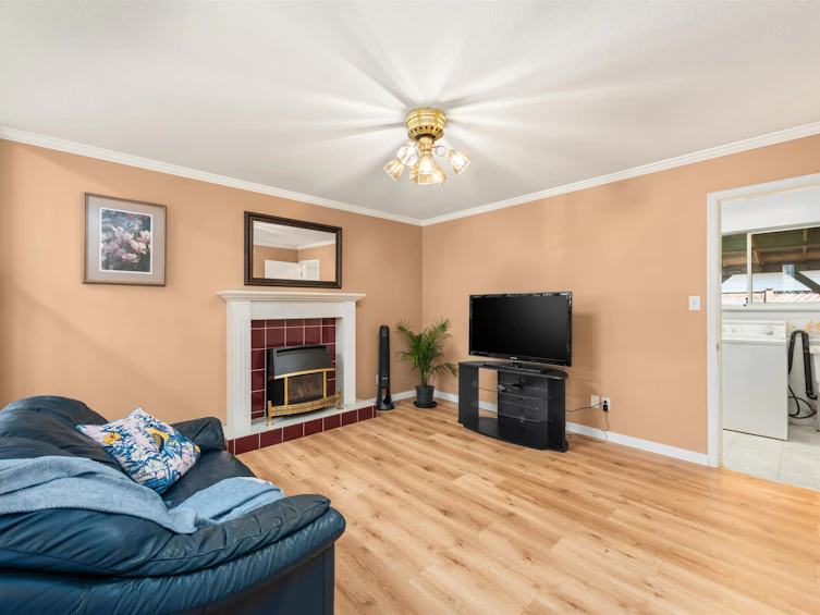 2825 Gardner Court, Abbotsford, BC, V2T 5E4 - 11