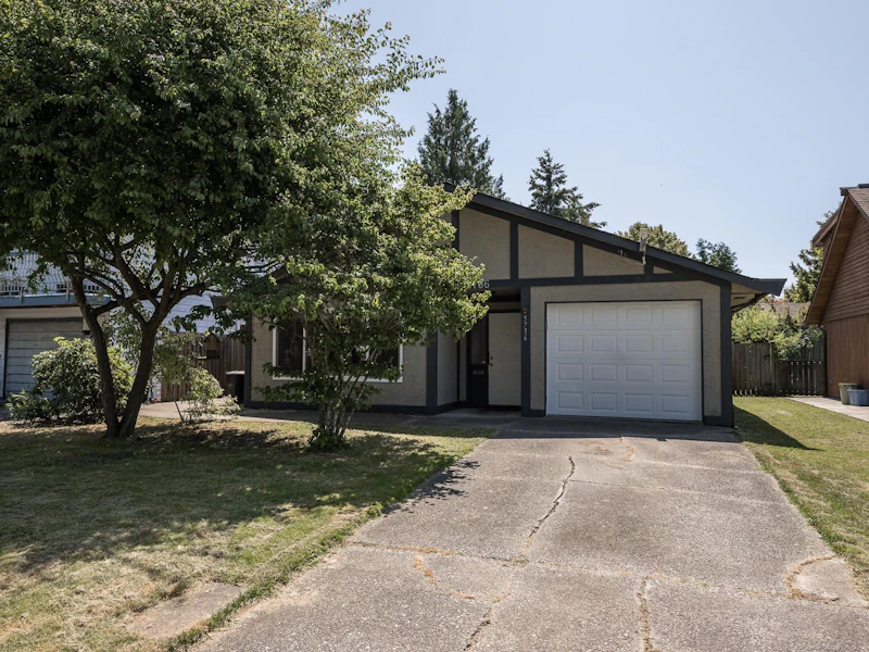 5736 48b Avenue, Delta BC V4K 3Z1