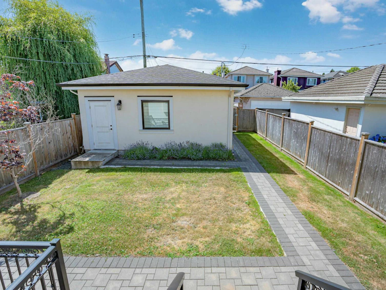 2856 W 21st Avenue, Vancouver, BC, V6L 1K6 - 14