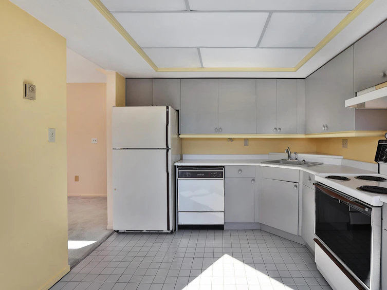 301-2110 Cornwall Avenue, Vancouver, BC, V6K 1B4 - 10