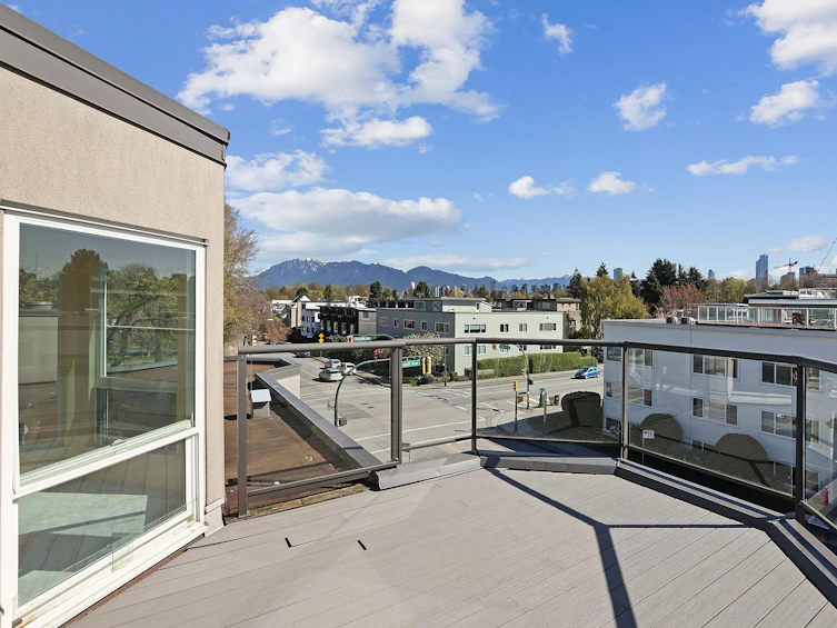 301-2110 Cornwall Avenue, Vancouver, BC, V6K 1B4 - 18