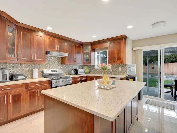 13075 74 Avenue, Surrey, BC, V3W 1C3 - 11