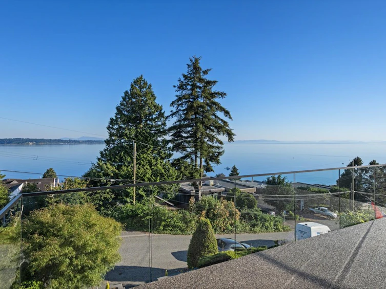 15135 Royal Avenue, Surrey, BC, V4B 1M2 - 4