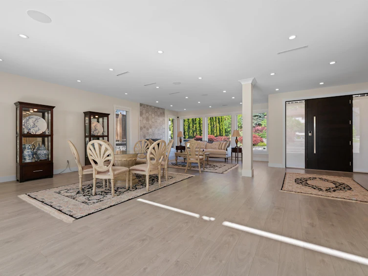 5199 Cliffridge Avenue, North Vancouver, BC, V7R 3V2 - 11