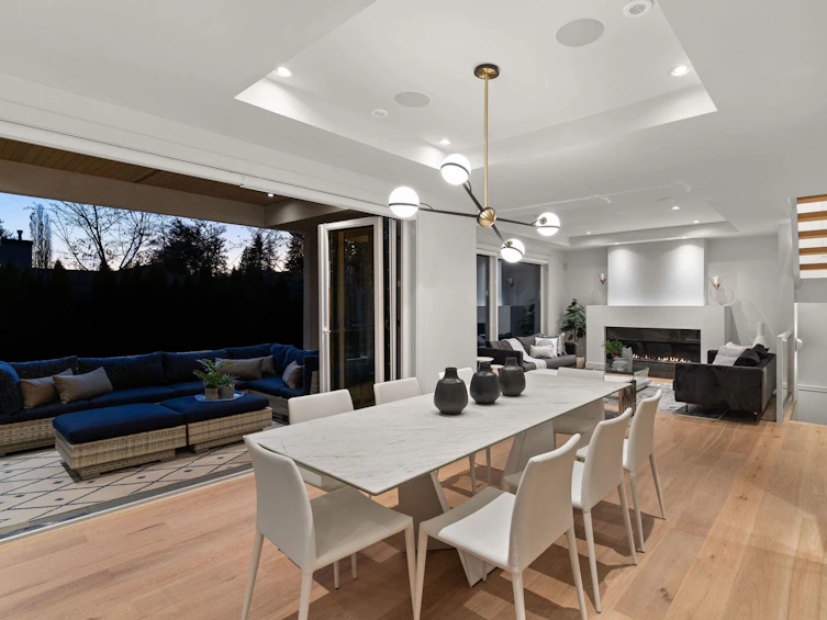 2825 Edgemont Boulevard, North Vancouver, BC, V7R 2N3 - 5