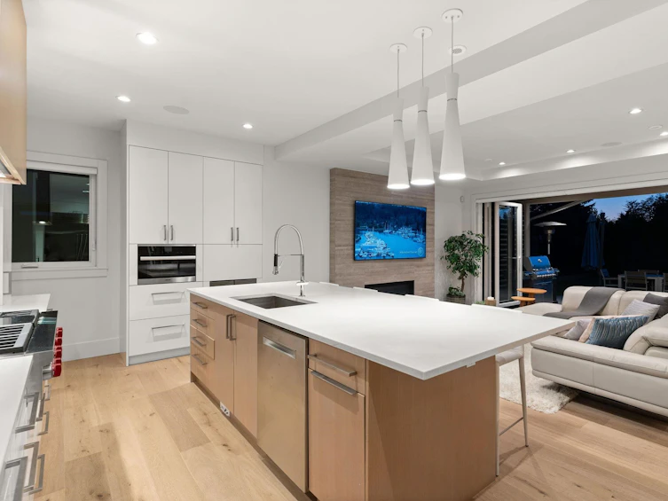 2825 Edgemont Boulevard, North Vancouver, BC, V7R 2N3 - 12