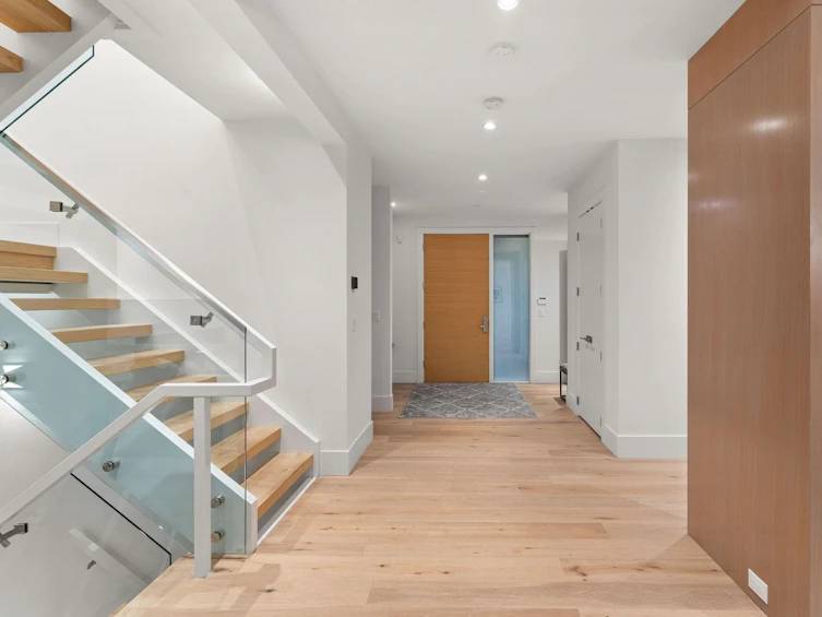 2825 Edgemont Boulevard, North Vancouver, BC, V7R 2N3 - 15