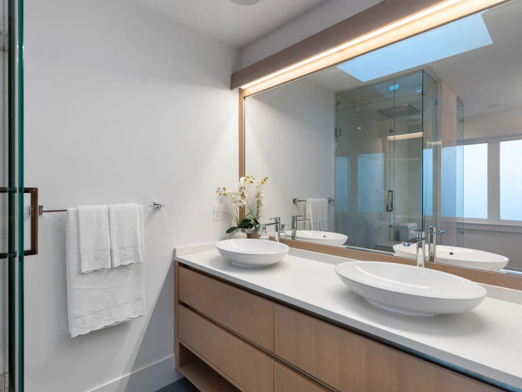 2825 Edgemont Boulevard, North Vancouver, BC, V7R 2N3 - 17