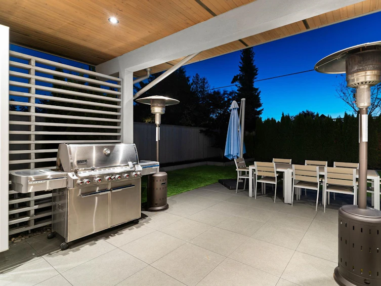 2825 Edgemont Boulevard, North Vancouver, BC, V7R 2N3 - 26