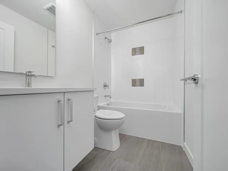 21-18887 72a Avenue, Surrey, BC, V4N 6W4 - 8