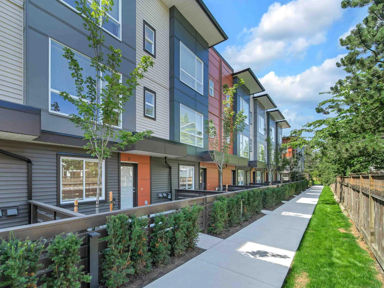 21-18887 72a Avenue, Surrey, BC, V4N 6W4 - 21