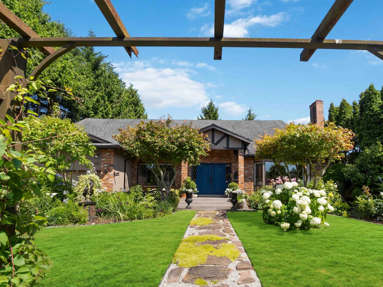 4106 Staulo Crescent, Vancouver, BC, V6N 3S2