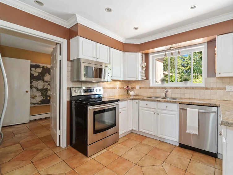 4106 Staulo Crescent, Vancouver, BC, V6N 3S2 - 18