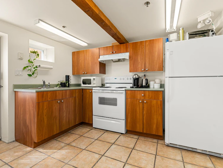 5700 Cowrie Street, Sechelt, BC, V0N 3A3 - 30