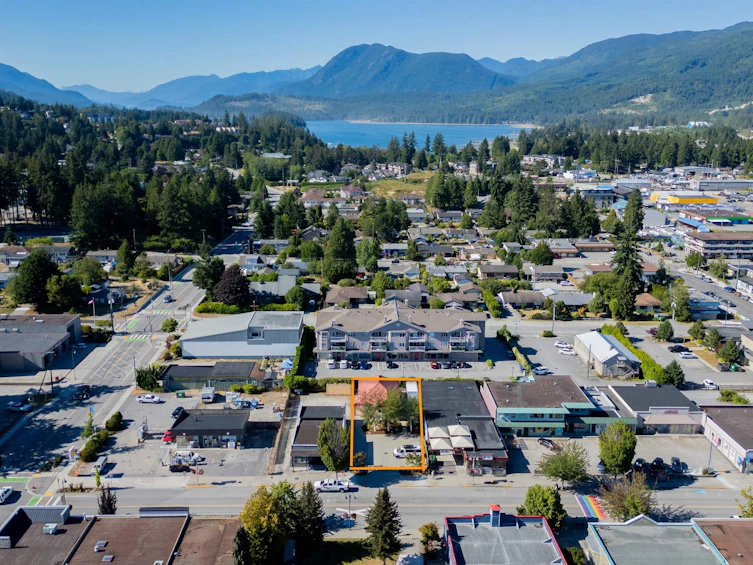 5700 Cowrie Street, Sechelt, BC, V0N 3A3 - 35