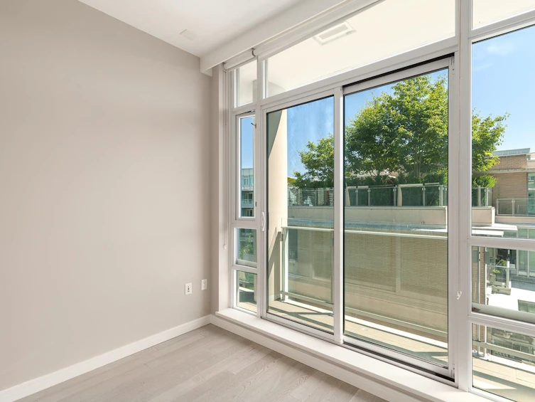 609-1616 Columbia Street, Vancouver, BC, V5Y 0B7 - 11
