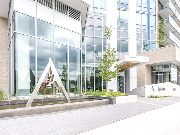 2404-1500 Fern Street, North Vancouver, BC, V7J 1H6 - 2
