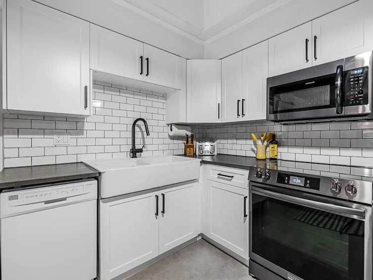 12734 16 Avenue, Surrey, BC, V4A 1N3 - 3
