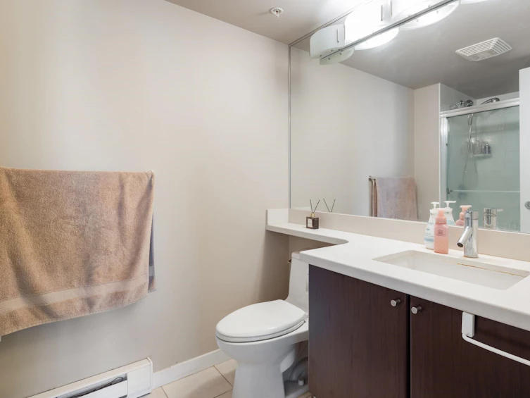 1301-8120 Lansdowne Road, Richmond, BC, V6X 0A1 - 16