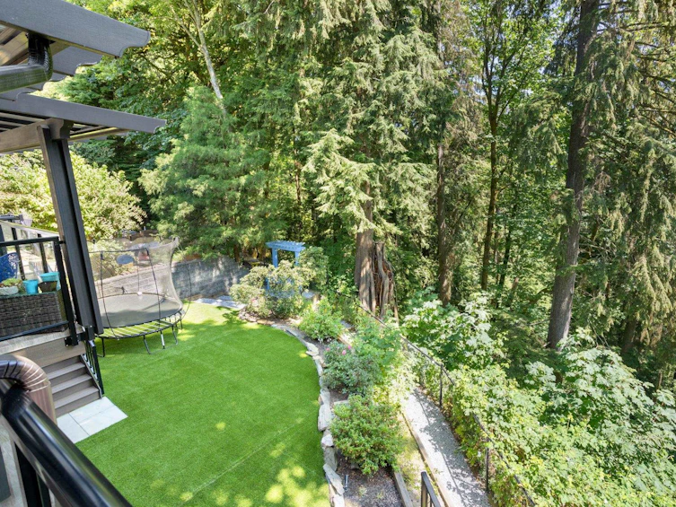 1367 Charter Hill Drive, Coquitlam, BC, V3E 1P1 - 14