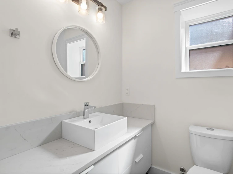 1367 Charter Hill Drive, Coquitlam, BC, V3E 1P1 - 17
