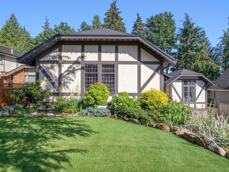 1367 Charter Hill Drive, Coquitlam, BC, V3E 1P1 - 2