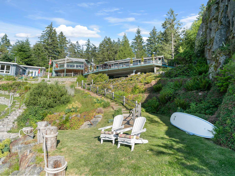 584 Holdings Road, Bowen Island, BC, V0N 1G2 - 27