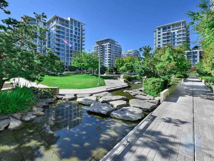 511-8800 Hazelbridge Way, Richmond, BC, V6X 0S3 - 37