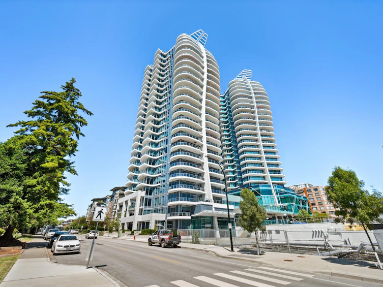 1601-1500 Martin Street, Surrey, BC, V4B 0C2 - 2