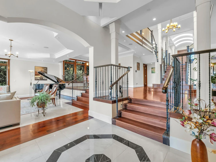 2673 Finch Hill, West Vancouver, BC, V7S 3H3 - 5