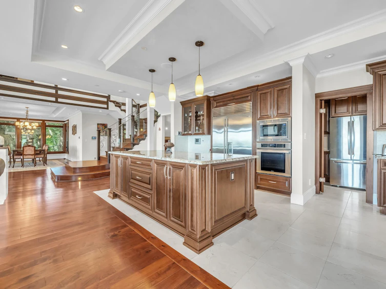 2673 Finch Hill, West Vancouver, BC, V7S 3H3 - 11