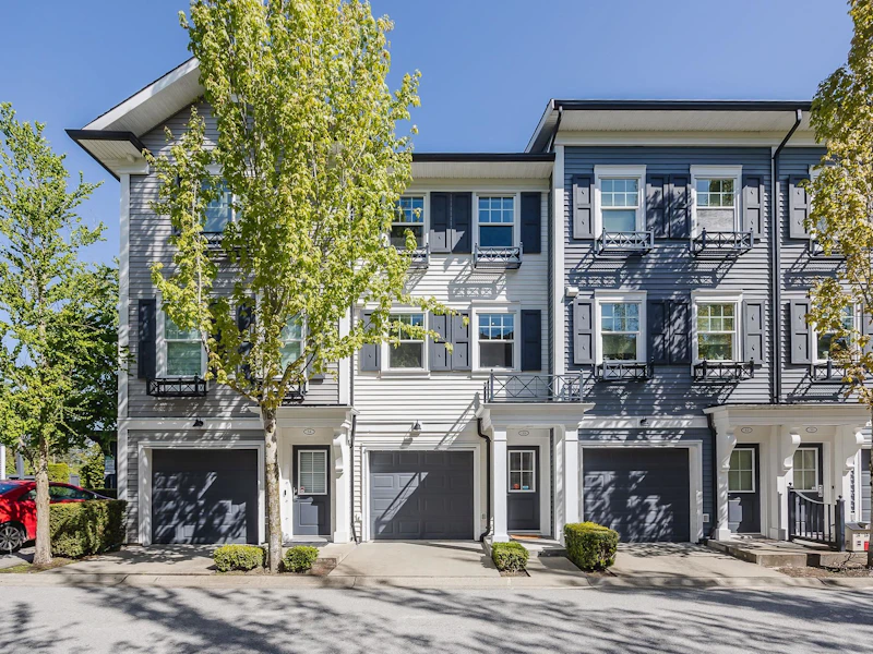 33 - 7348 192a Street, Surrey BC V4N 6J2