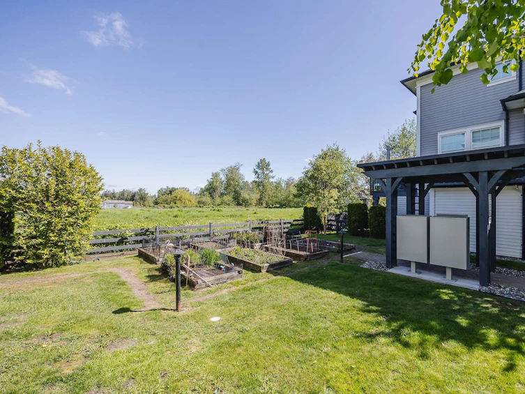 33-7348 192a, Surrey, BC, V4N 6J2 - 38