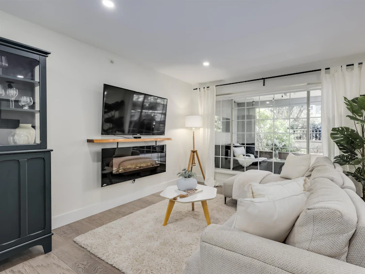 103-1525 Pendrell Street, Vancouver, BC, V6G 1S6 - 2