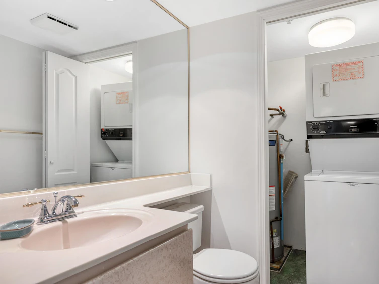 203-2202 Marine Drive, West Vancouver, BC, V7V 1K4 - 11