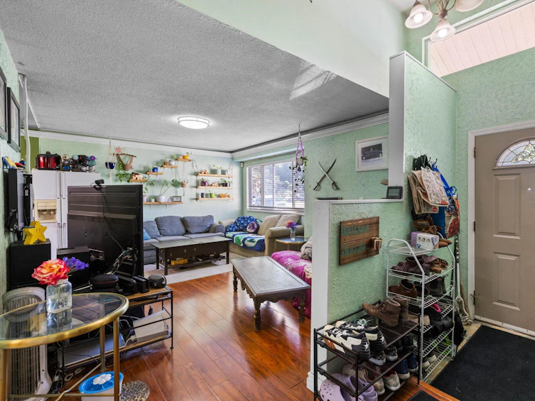 9068 Buchanan Place, Surrey, BC, V3V 6E4 - 13
