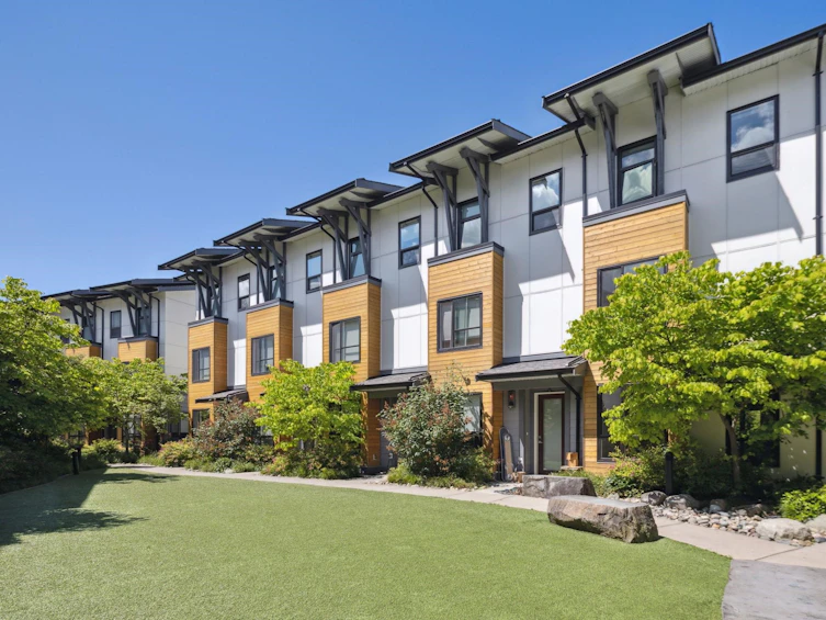 76-1188 Main Street, Squamish, BC, V8B 0Z3 - 2