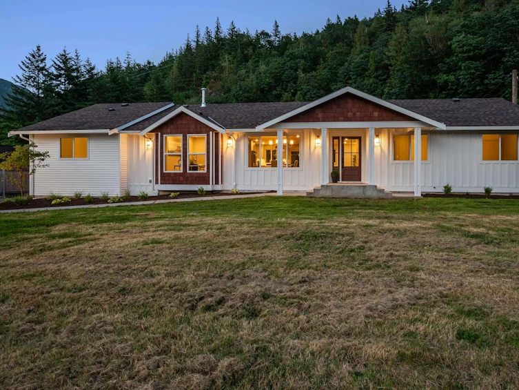 3344 Hot Springs Road, Agassiz, BC, V0M 1A3 - 2