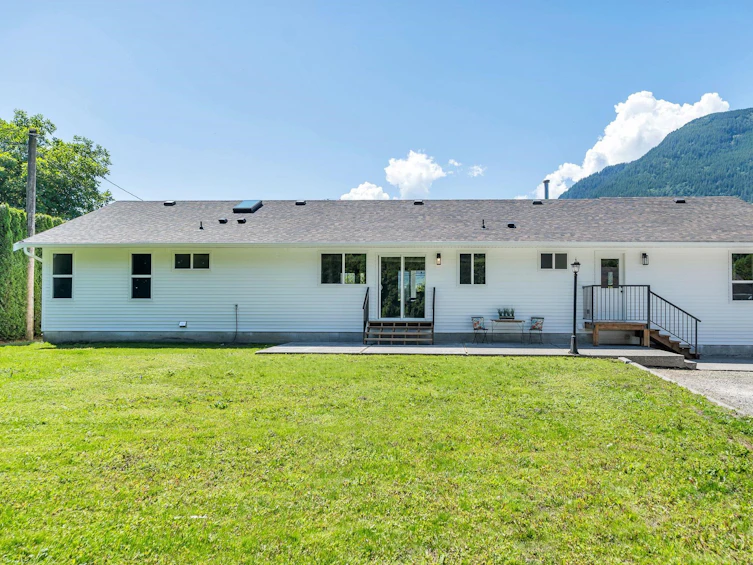 3344 Hot Springs Road, Agassiz, BC, V0M 1A3 - 30