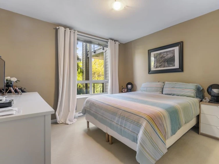 221-15988 26, Surrey, BC, V3Z 5K3 - 11