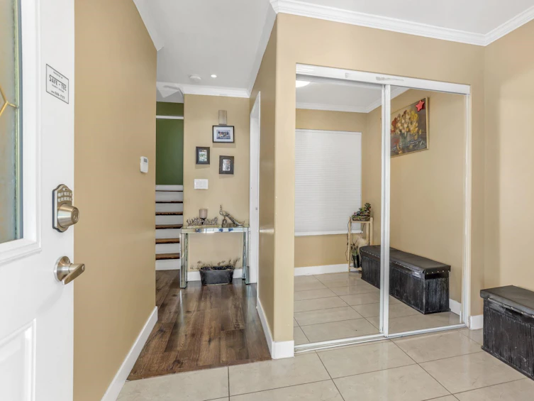 106-12163 68, Surrey, BC, V3W 1H2 - 2
