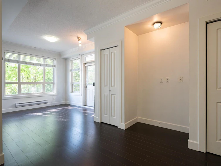 201-13897 Fraser, Surrey, BC, V3T 0G8 - 5