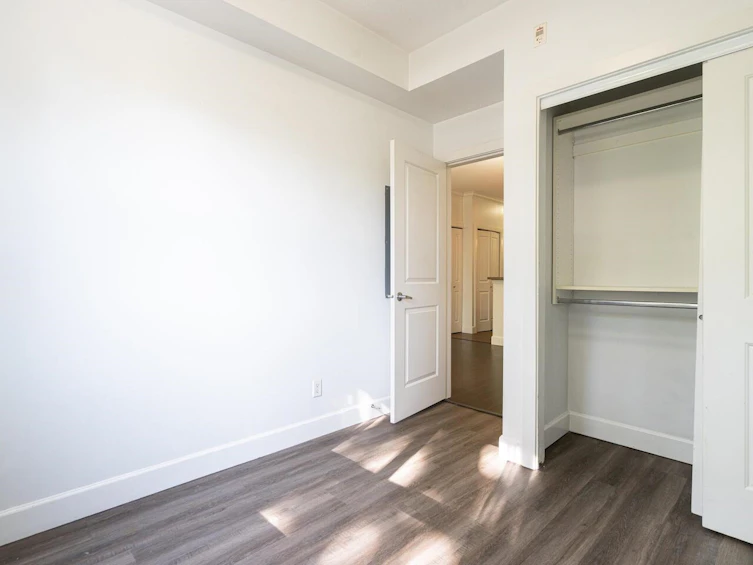201-13897 Fraser, Surrey, BC, V3T 0G8 - 9
