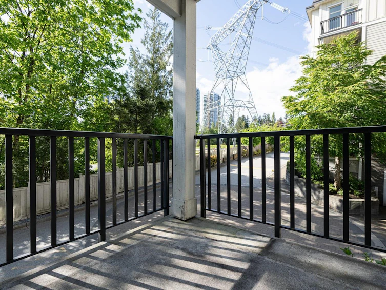 201-13897 Fraser, Surrey, BC, V3T 0G8 - 12