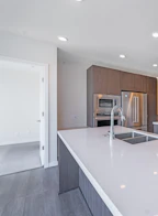 704 530 Whiting Way