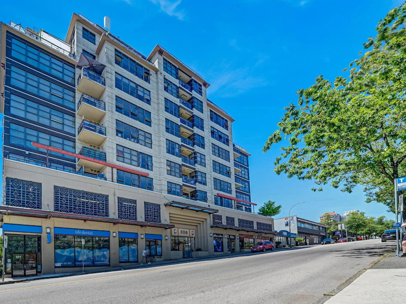 302 - 306 Sixth Street, New Westminster BC V3L 0C9