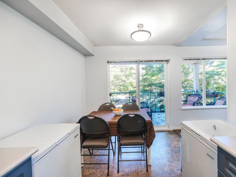 304-20433 53, Langley, BC, V3A 7A6 - 5
